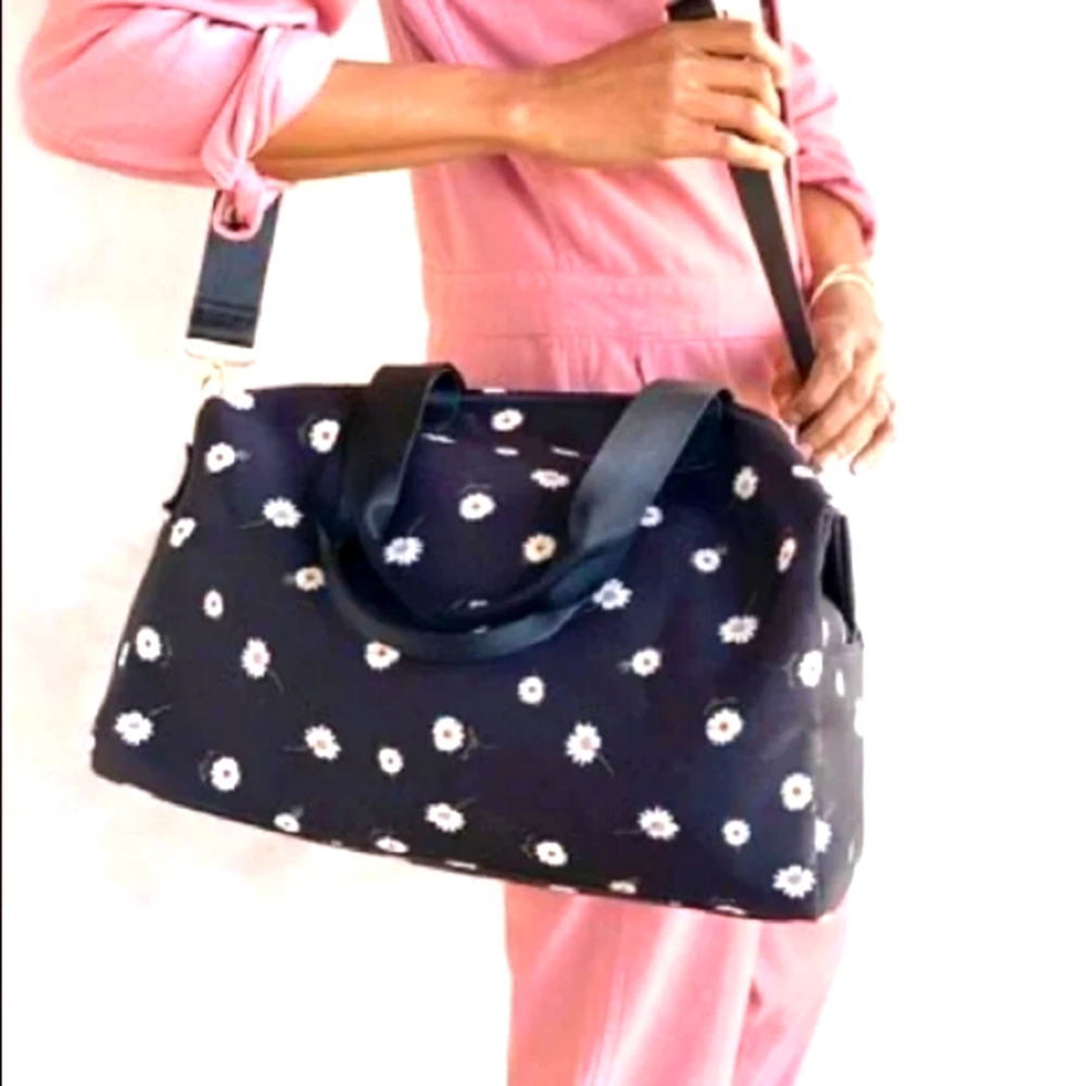 Alice + Olivia FABFITFUN exclusive Daisy Duffle Bag